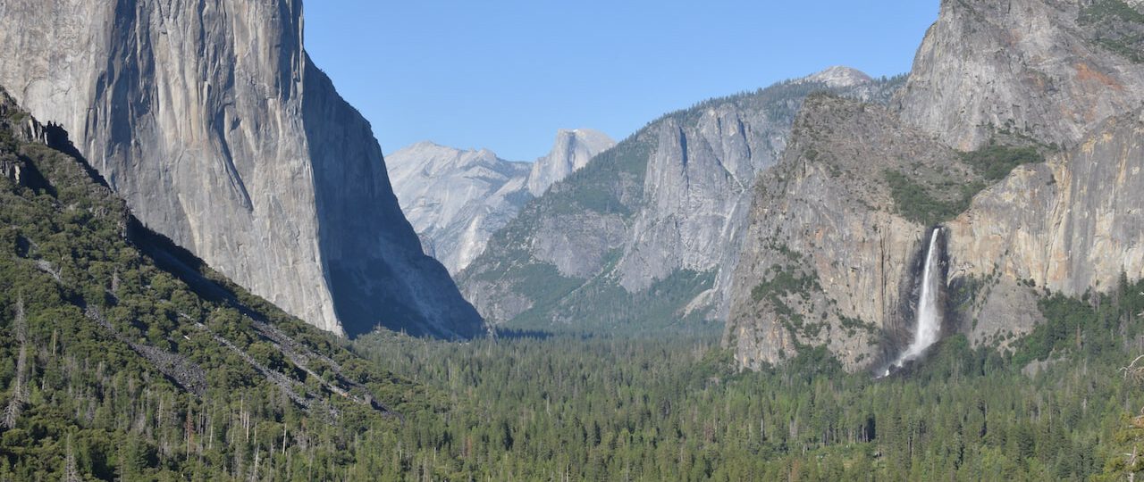 Blick im Yosemite National Park vom Tunnel View Point.