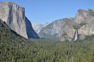 Blick im Yosemite National Park vom Tunnel View Point.